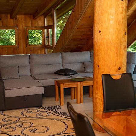 Guest House Mala Prica Zivinice Екстер'єр фото