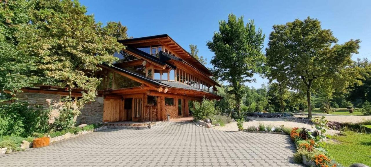 Guest House Mala Prica Zivinice Екстер'єр фото