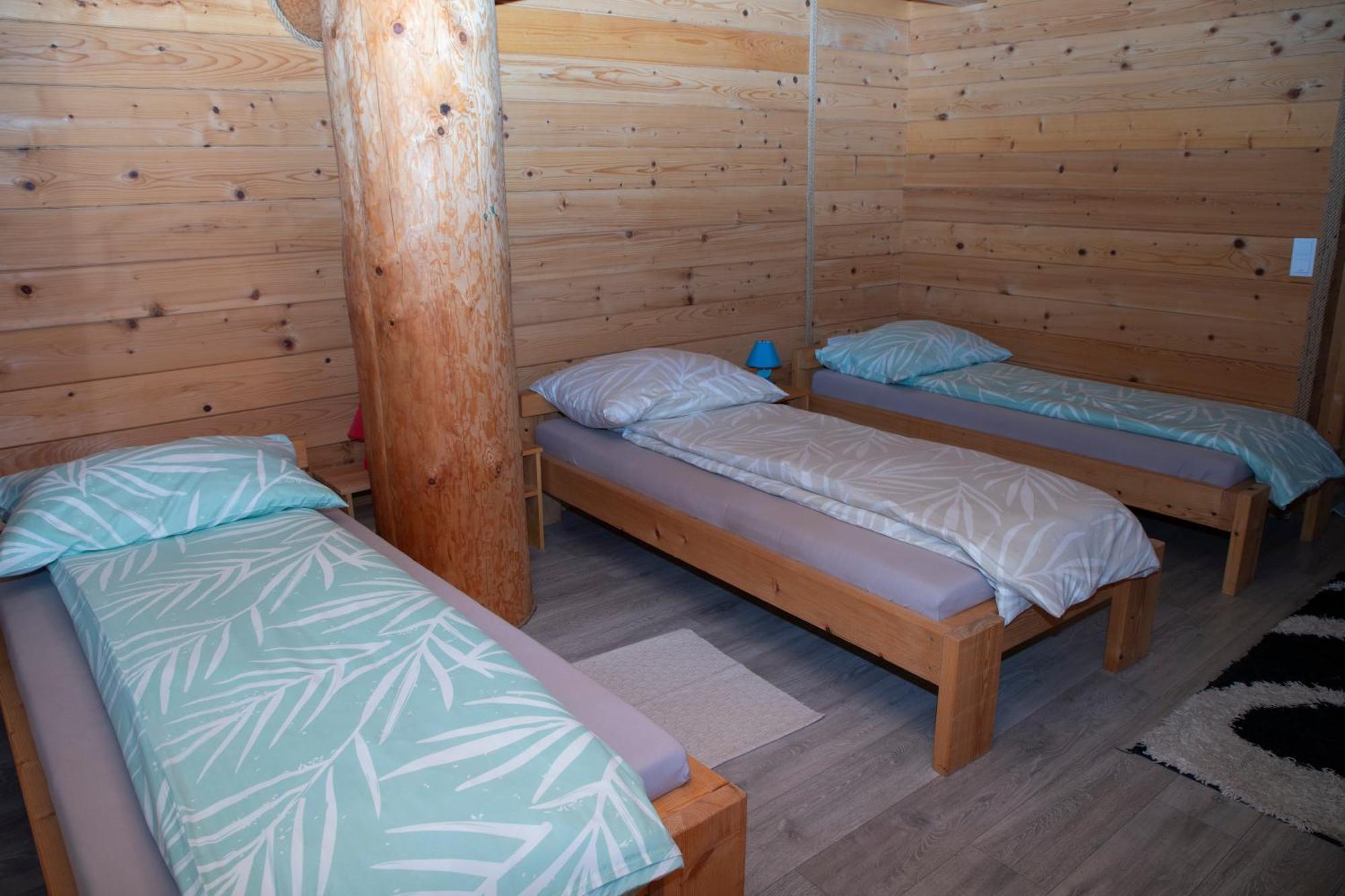 Guest House Mala Prica Zivinice Екстер'єр фото