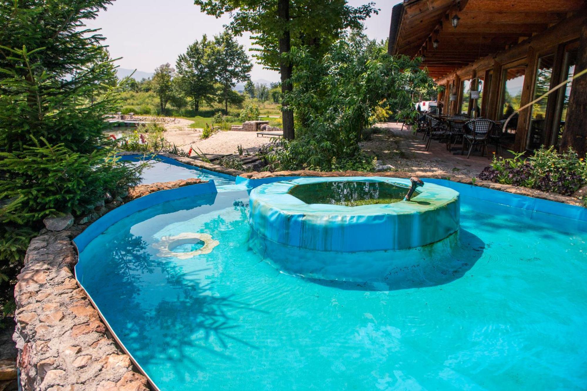 Guest House Mala Prica Zivinice Екстер'єр фото