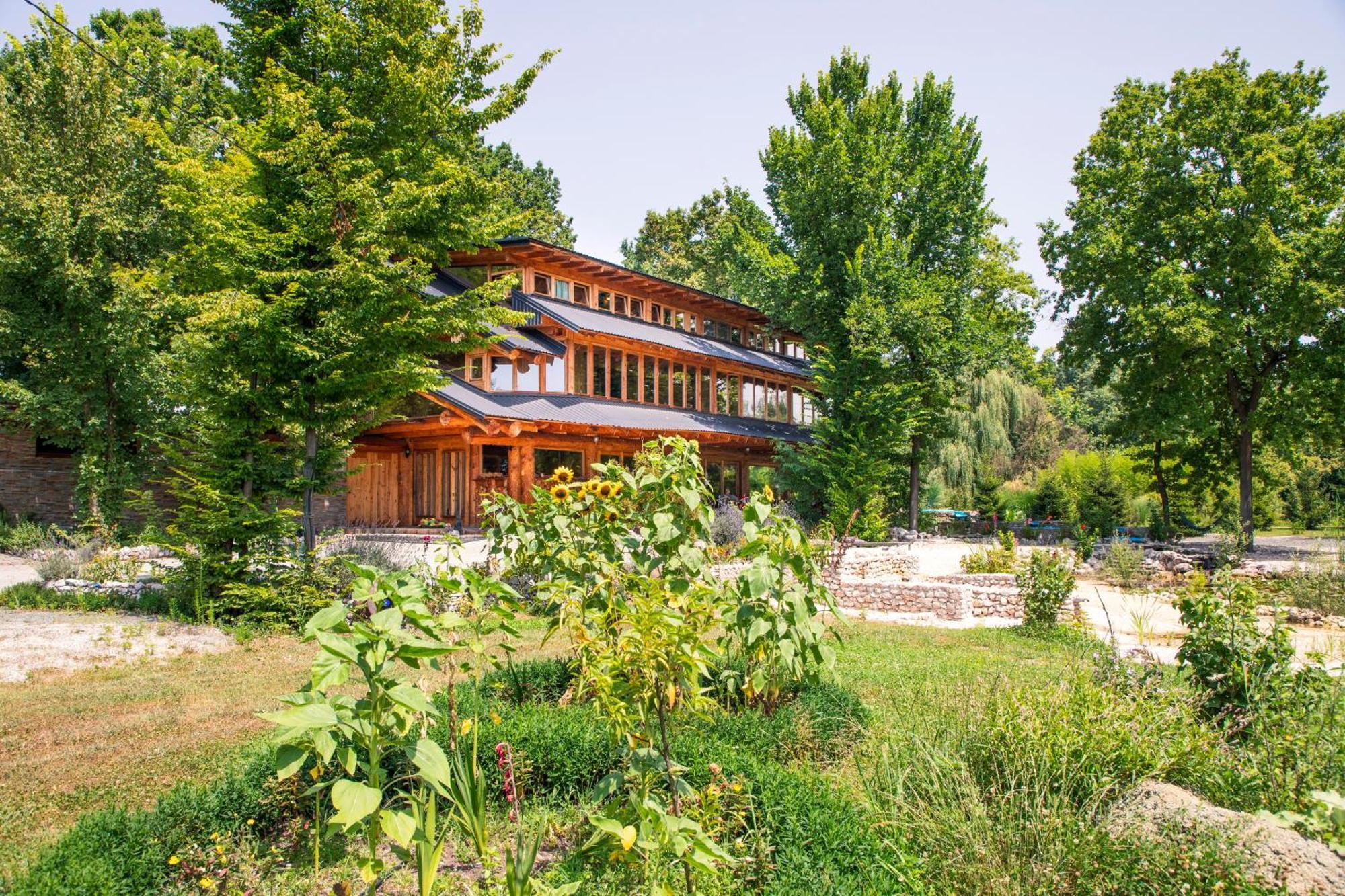 Guest House Mala Prica Zivinice Екстер'єр фото