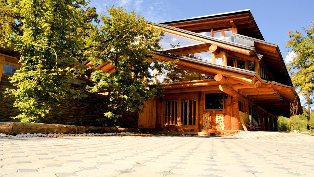 Guest House Mala Prica Zivinice Екстер'єр фото
